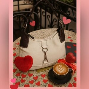 Coach Hamilton Hobo F13088 **pristine condition**